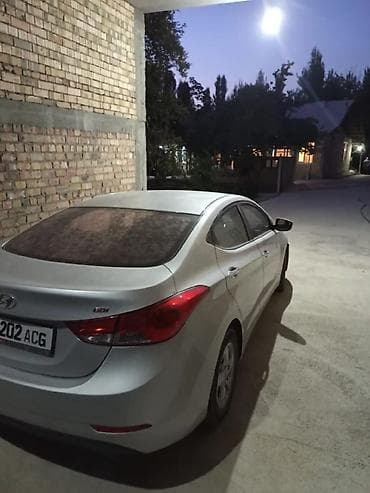 Hyundai Elantra: 2015 г., 1.6 л, Автомат, Бензин, Седан
