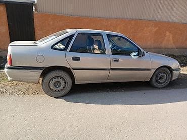 опел ветира: Opel Vectra: 1993 г., 1.8 л, Механика, Бензин, Седан — 3