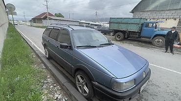 авто груз: Volkswagen Passat Variant: 1993 г., 2 л, Бензин, Универсал — 3