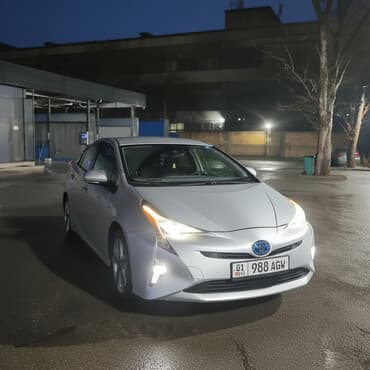 домкрат тайота: Toyota Prius: 2017 г., 1.8 л, Автомат, Гибрид, Хэтчбэк — 1
