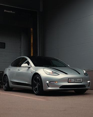 li auto: Tesla Model 3: 2018 г., 0.1 л, Электромобиль, Седан — 1