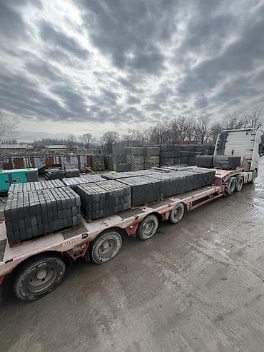 point b: Тротуарный бордюр, Бетонный, Другие особенности, 1 — 8