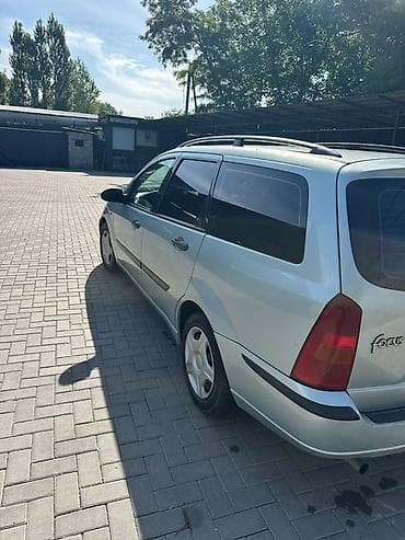 kia ciid: Ford Focus: 2002 г., 1.6 л, Механика, Бензин, Универсал — 8