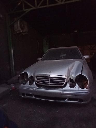 e63 w212: Mercedes-Benz E-Class: 2001 г., 5 л, Автомат, Бензин, Седан — 9