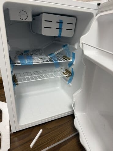 куплю холод: Холодильник KRAFT BC(W)-75, белый Подходит для отелей и офисов,новое — 2