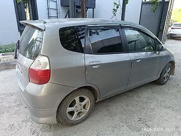 багажники на фит: Honda Fit: 2003 г., 1.5 л, Автомат, Хэтчбэк — 8