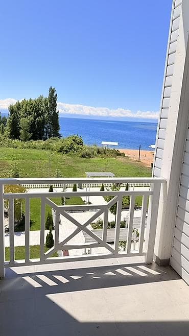 квартира 3комн: 🏖️ **Сдается уютная 2-комнатная квартира в Чайка Резорт на берегу — 2