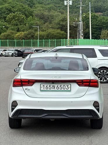 ка три: Kia K3: 2021 г., Седан — 6