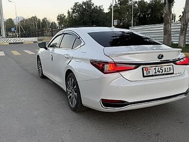 саната зеркала: Lexus ES: 2022 г., 2.5 л, Автомат, Бензин, Седан — 4
