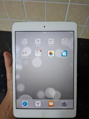 Планшет, Apple, память 32 ГБ, 7" - 8", 4G (LTE), Б/у, Классический цвет - Серебристый — 3