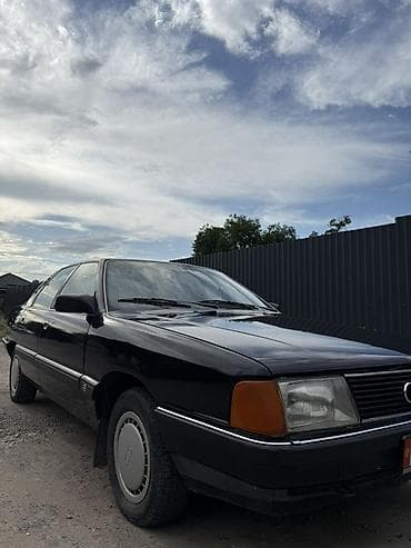 mers 3 2: Audi 100: 1988 г., 1.8 л, Механика, Бензин, Седан — 6