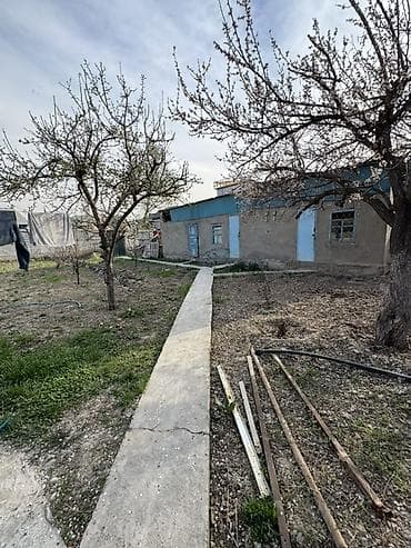 советская магистраль: Продаётся 3-комнатный дом в районе Арча-Бешик (ул. Чортекова, рядом с — 3