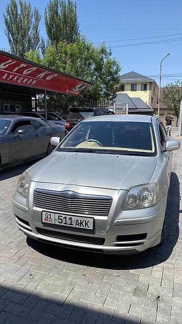 kirgiz auto: Седан серебристого цвета с киргизскими номерами “01 KG 511 AKK” — 2