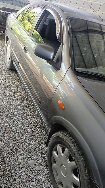 Продажа авто: Nissan Almera: 2004 г., 1.6 л, Механика, Бензин, Седан — 4