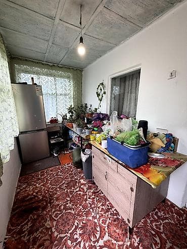 Дома: 🏡 Продается уютный дом в Сокулуке! 📍 Всего 200 метров от трассы 📐 — 9
