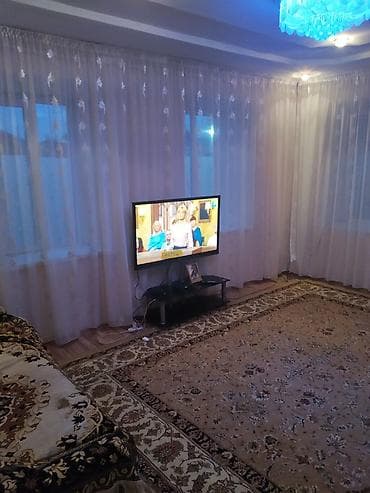 двухкомнатный дом: Сдается дом г Каракол рядом с рынком времянка 5 комнат Дом 4 комнат — 2
