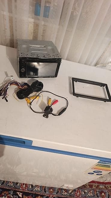 камера на авто: Б/у, 2-DIN, Без системы, Без оперативной памяти ГБ ОЗУ, Без встроенной памяти Гб ПЗУ — 8