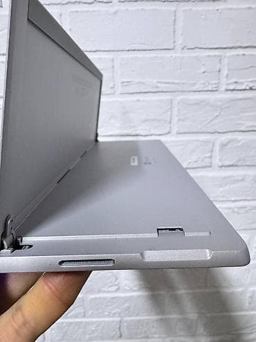 Ноутбуки Microsoft: Microsoft Surface Pro (i5-7300U) — это легкий планшет-трансформер с — 10