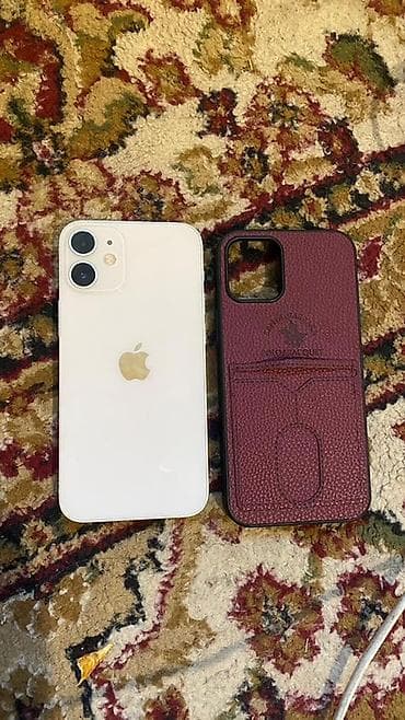мини айфоны: IPhone 12 mini, Б/у, 128 ГБ, Белый, Чехол — 1