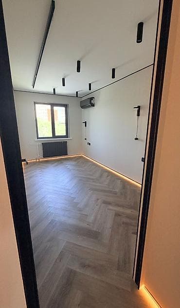 3 комнаты, 60 м², 4 мкр 104 серия, 4 этаж, Евроремонт