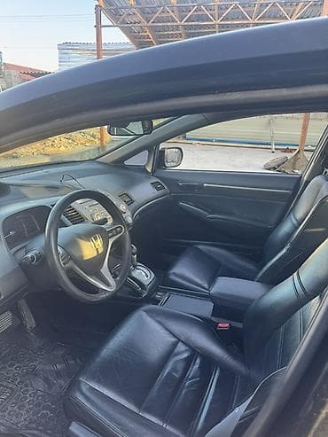 Honda Civic: 2008 г., 1.8 л, Автомат, Бензин, Седан — 5