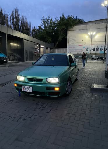 купить диски на гольф 3: Volkswagen Golf: 1995 г., 1.8 л, Механика, Бензиновая, Хэтчбэк — 1