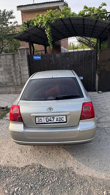 mini jack: Toyota Avensis: 2003 г., 1.8 л, Автомат, Бензин, Хэтчбэк — 3