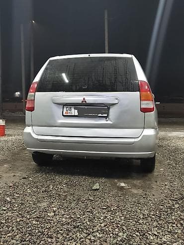 Mitsubishi Space Star: 2002 г., 1.3 л, Механика, Бензин, Универсал