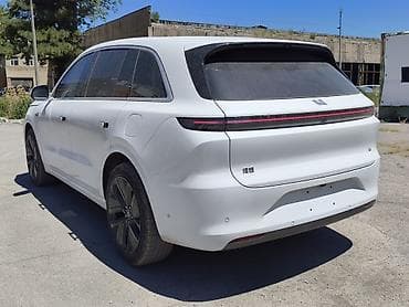 Lixiang L6: 2024 г., 1.5 л, Робот, Электромобиль, Кроссовер — 9