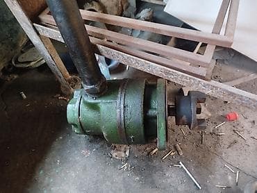 водяный насос: Продаю масляный насос высокого давления,двухпоточный,в рабочем — 1