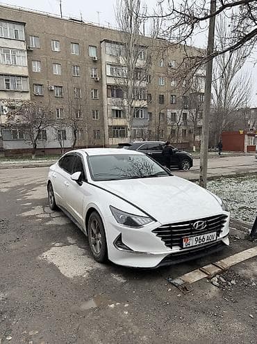 Hyundai Sonata: 2019 г., 2 л, Автомат, Бензин, Седан