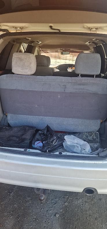 зеркалы: Toyota Estima (правый руль), белый минивэн, 5 дв., на разбор — 6