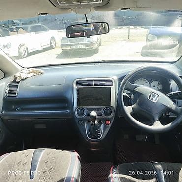 Транспорт: Honda Stream: 2002 г., 2 л, Автомат, Бензин, Универсал — 6