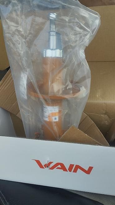 салон камри 30: Передний амортизатор Toyota — 2