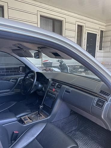 Продажа авто: Mercedes-Benz E-Class: 2000 г., 3.2 л, Автомат, Бензин, Седан — 7