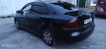 vw: Volkswagen Polo: 2013 г., 1.6 л, Ручные, Бензин, Седан — 4