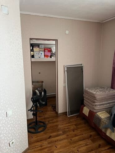 домкрат в аренду: 80 кв. м, 1 бөлмө, Евроремонт, Унаа токтотуучу жай, Забор, тосулган — 3