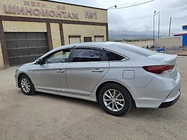 Транспорт: Hyundai Sonata: 2018 г., 2 л, Автомат, Газ, Седан — 4