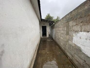 продаю дом восточный автокзал: Үй, 50 кв. м, 3 бөлмө — 3