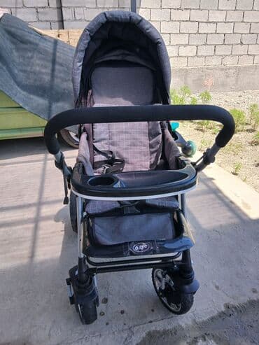 коляска продаю: Коляска, цвет - Черный, Б/у — 4