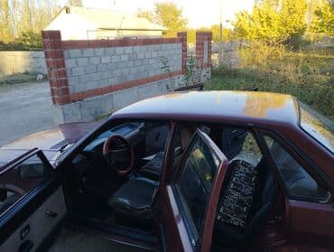 электронный мопед цена: Audi 80: 1986 г., 1.8 л, Механика, Бензиновая, Седан — 5