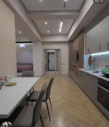 Спальные гарнитуры: Продается 2 ком кв.(переделенная на 3 студии ) 80 кв.м. Адрес; Шота — 6
