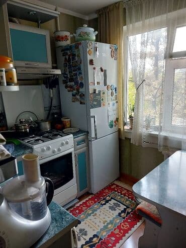 аренда дома с баней и бассейном: 3 комнаты, 61 м², 104 серия, 3 этаж, Косметический ремонт — 6