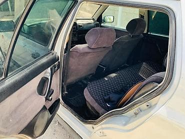 алмашу: Volkswagen Vento: 1993 г., 1.8 л, Механика, Бензин, Седан — 5