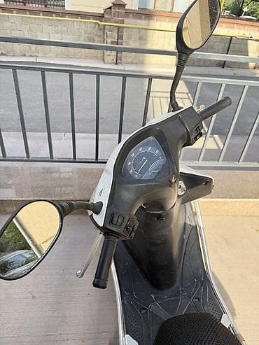 дио 34: Скутер Honda Dio (белый) - Марка/модель: Honda Dio - Тип: бензиновый — 4