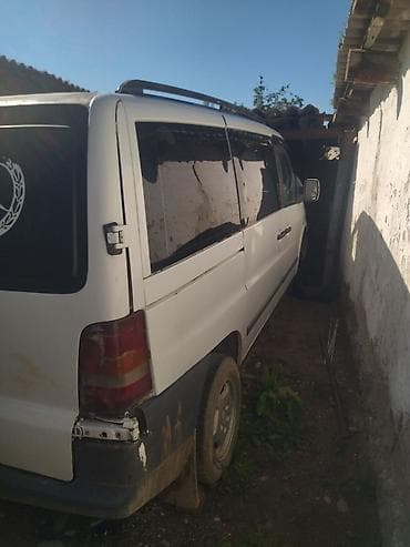 Mercedes-Benz Vito: 1998 г., 2.3 л, Механика, Дизель, Минивэн — 8