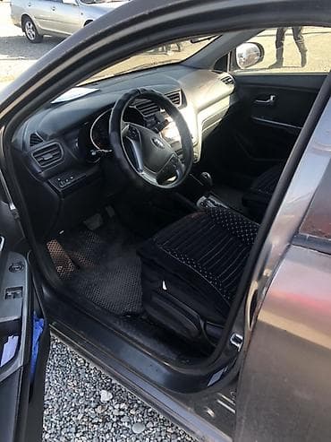 kia topic: Kia Rio: 2016 г., 1.4 л, Автомат, Бензин, Седан — 5