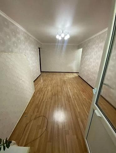 58: 3 комнаты, 58 м², 9 мкр 104 серия, 2 этаж, Косметический ремонт — 1