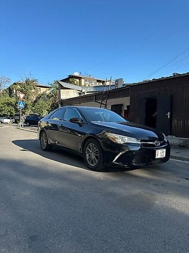 Продажа авто: Toyota Camry: 2017 г., Автомат, Бензин, Седан — 2