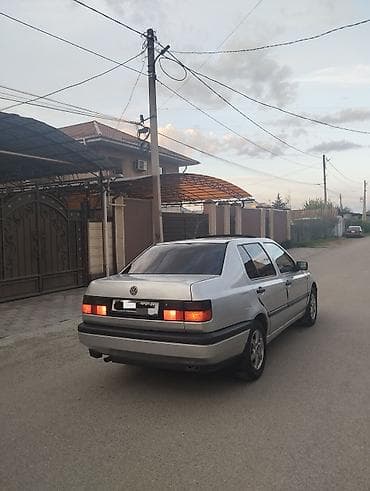 Продажа авто: Volkswagen Vento: 1995 г., 1.8 л, Механика, Бензин, Седан — 2